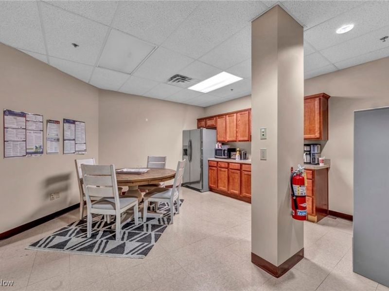 American Way, Unit 2-C, Avon, OH 44011 Photo 35