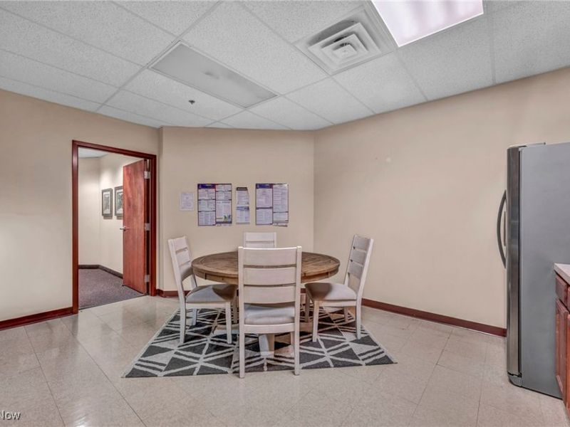 American Way, Unit 2-C, Avon, OH 44011 Photo 38