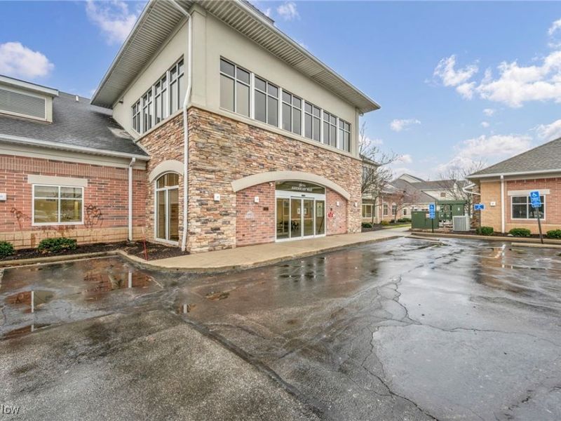 American Way, Unit 2-C, Avon, OH 44011 Photo 4