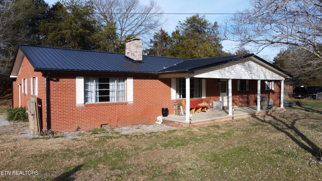 7622 Tazewell Hwy, Sneedville, TN 37869 Main Photo