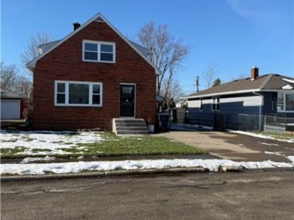 55 Saint Jude Drive, Unit 2, Buffalo, NY 14218