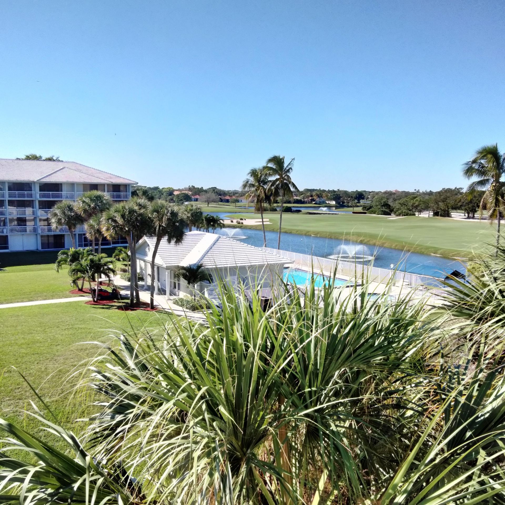 2561 Village Boulevard, Unit 405, West Palm Beach, FL 33409 Photo