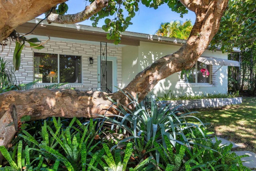 729 Flamingo Drive, West Palm Beach, FL 33401 Photo