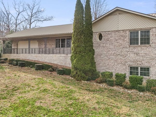 188 Trotters Cir, Estill Springs, TN 37330