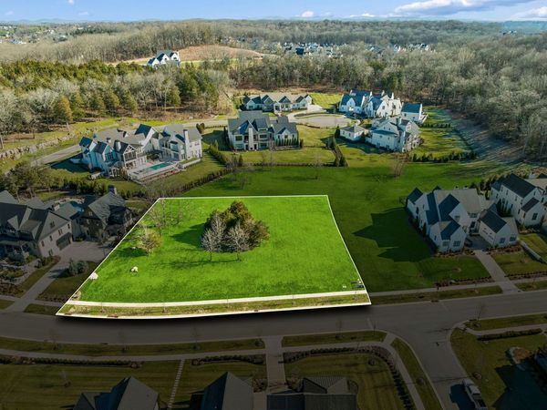 8159 Heirloom Blvd , College Grove, TN 37046