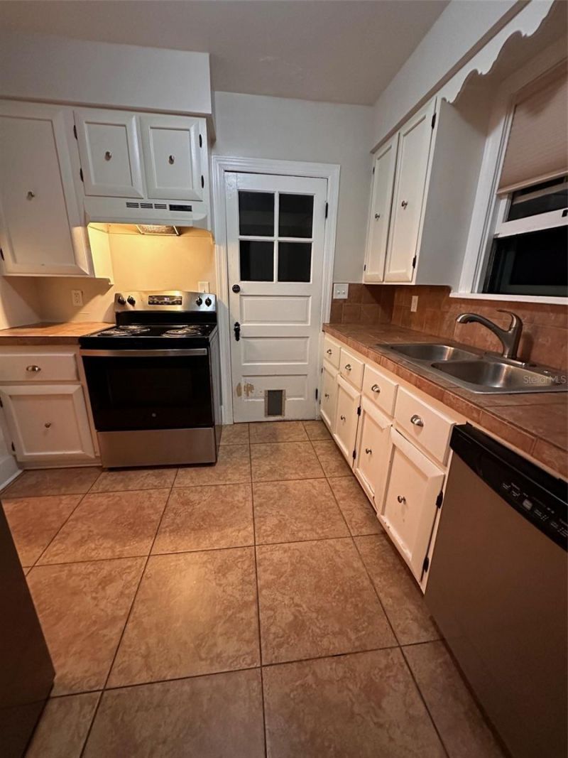 4101 4th Street S, Saint Petersburg, FL 33705 Photo