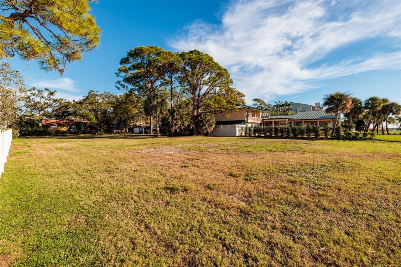 Friendly Way S, Saint Petersburg, FL 33705 Photo