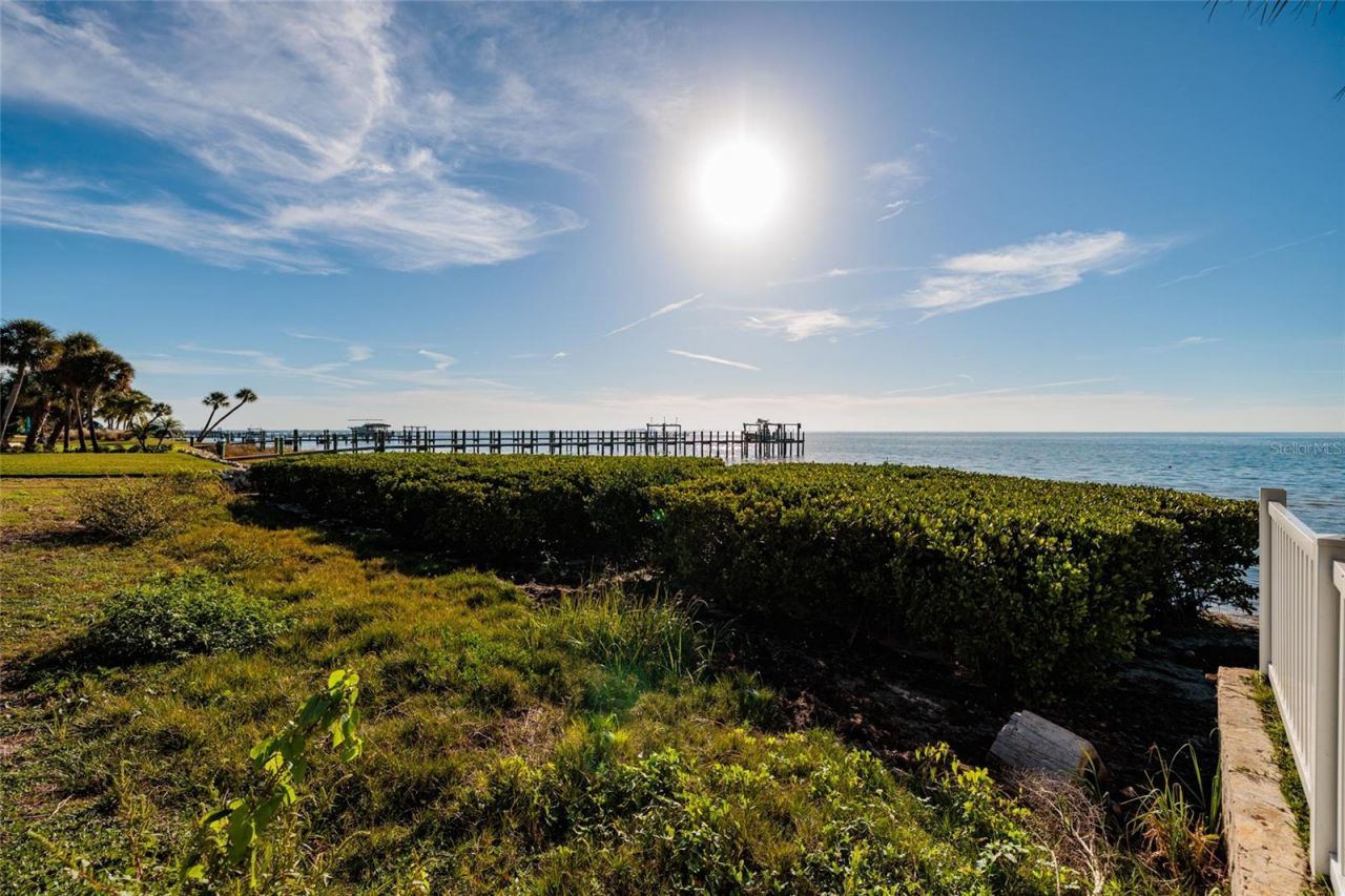 Friendly Way S, Saint Petersburg, FL 33705 Photo