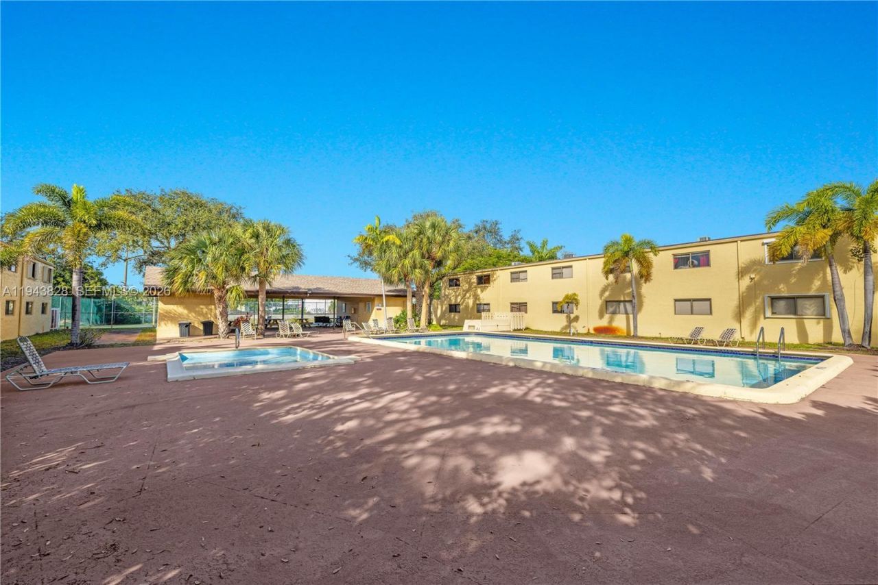 1225 S Flagler Ave, Unit 313, Pompano Beach, FL 33060 Photo