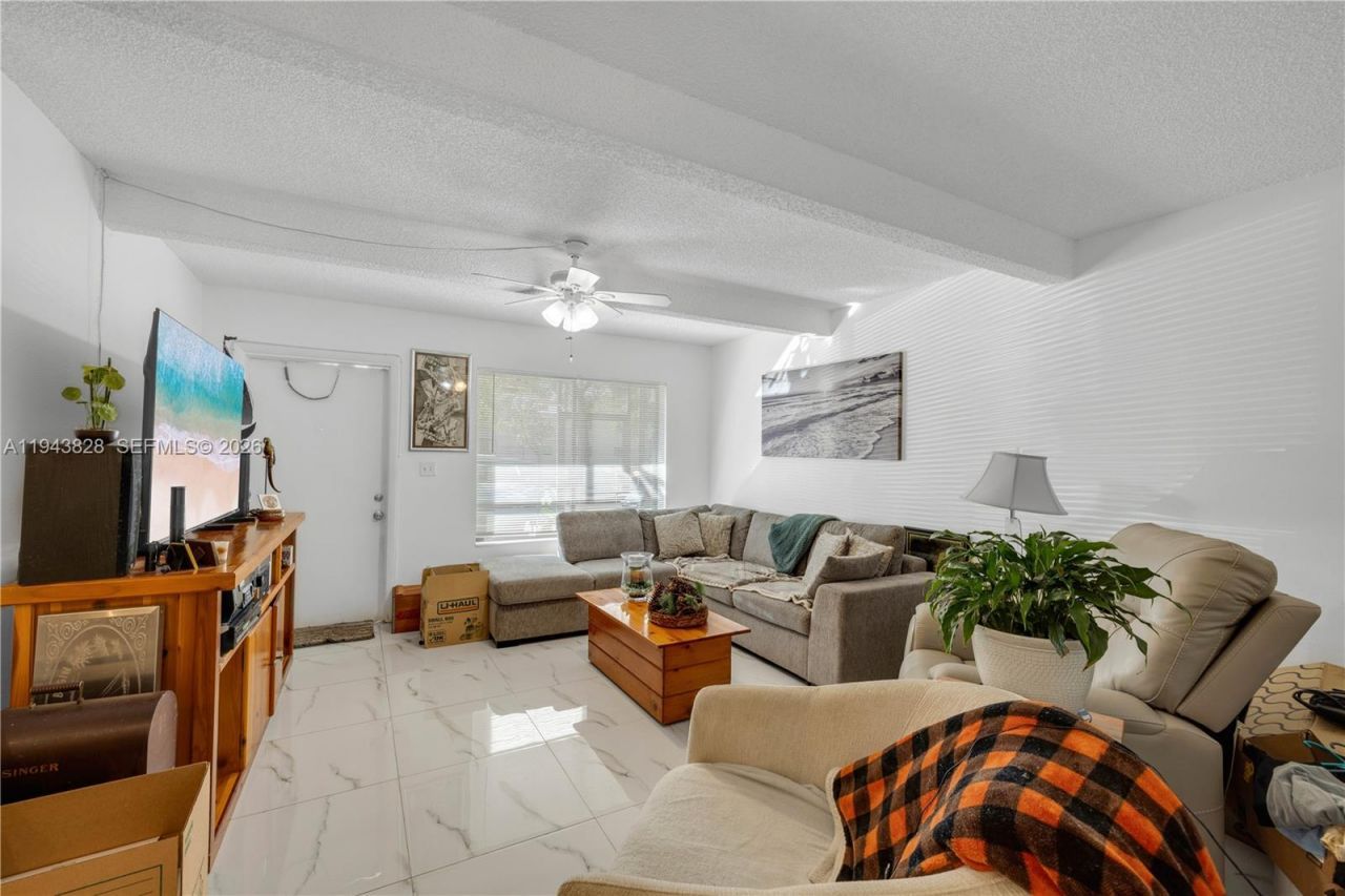1225 S Flagler Ave, Unit 313, Pompano Beach, FL 33060 Photo