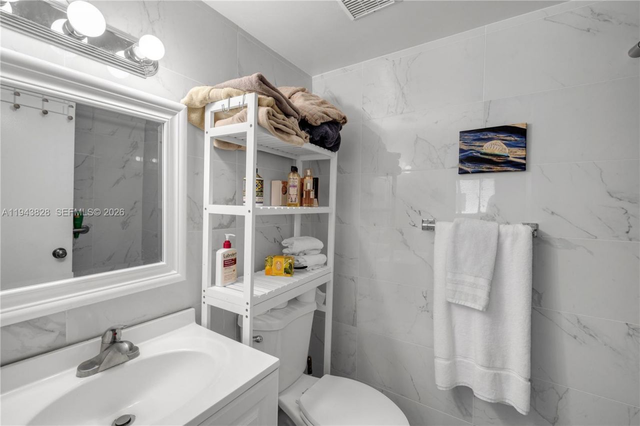 1225 S Flagler Ave, Unit 313, Pompano Beach, FL 33060 Photo