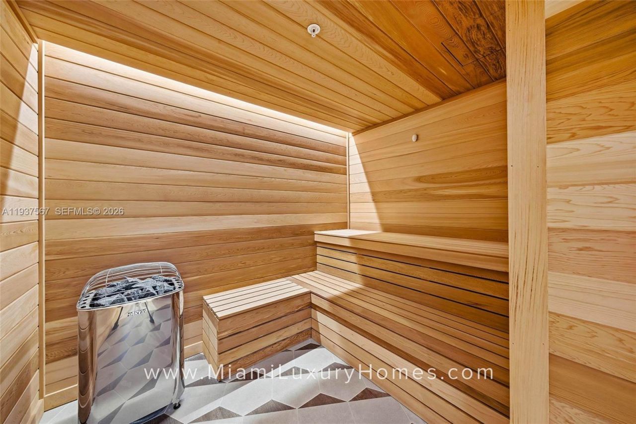 11 NE 6 Street, Unit 709, Miami, FL 33132 Photo