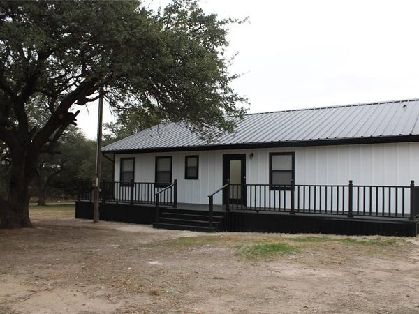 251 whispering oaks ln, Early, TX 76802