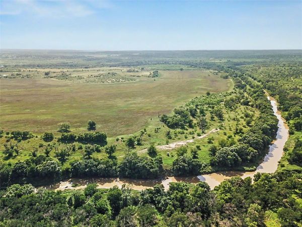 8498 County Road 121 RD, San Saba, TX 76877