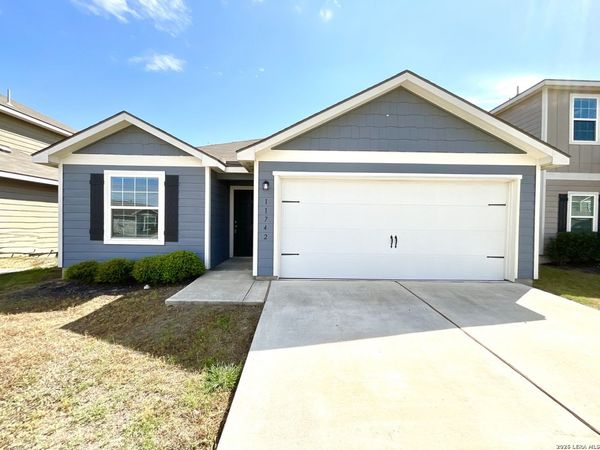 11742 Davalos Ln, San Antonio, TX 78252