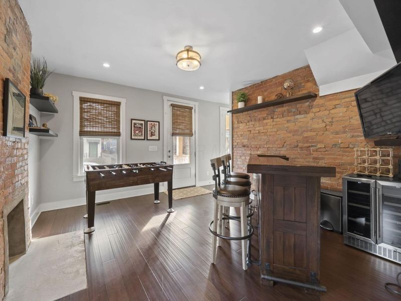 192 E 2nd Avenue, Columbus, OH 43201 Photo 14