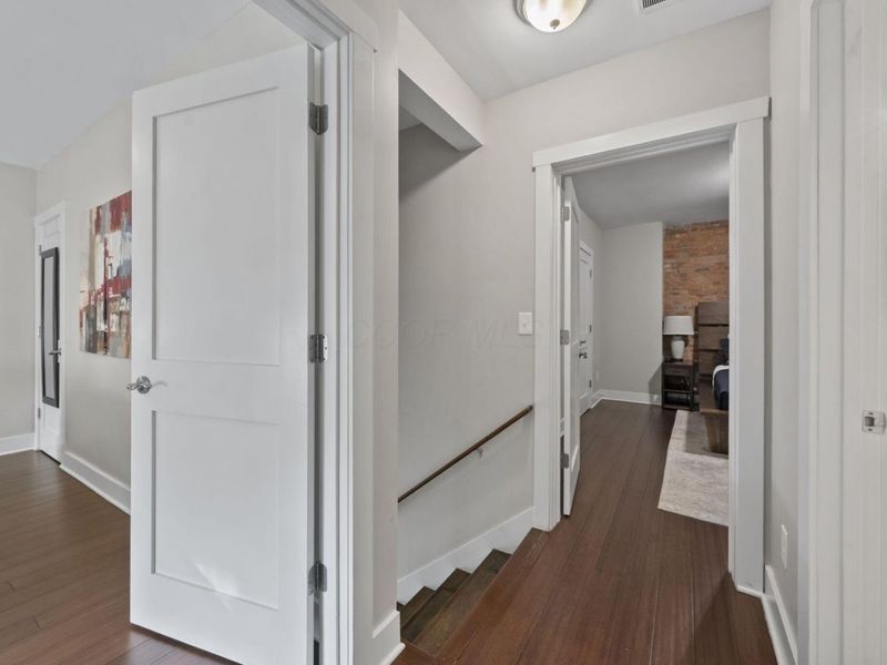 192 E 2nd Avenue, Columbus, OH 43201 Photo 19