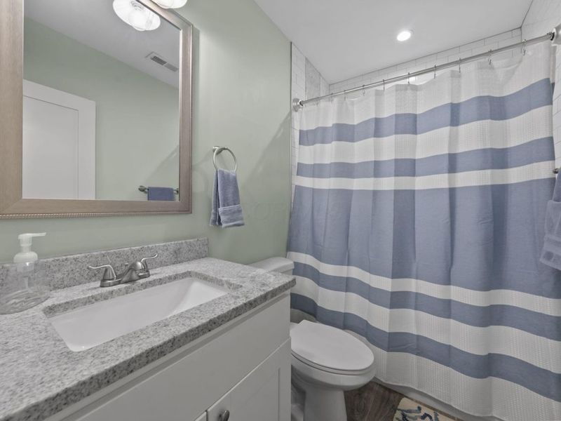 192 E 2nd Avenue, Columbus, OH 43201 Photo 29