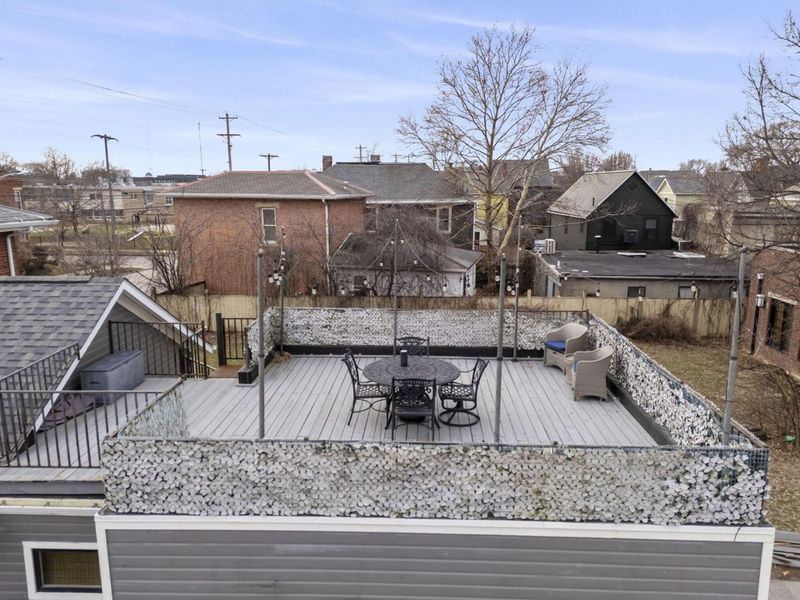 192 E 2nd Avenue, Columbus, OH 43201 Photo 30