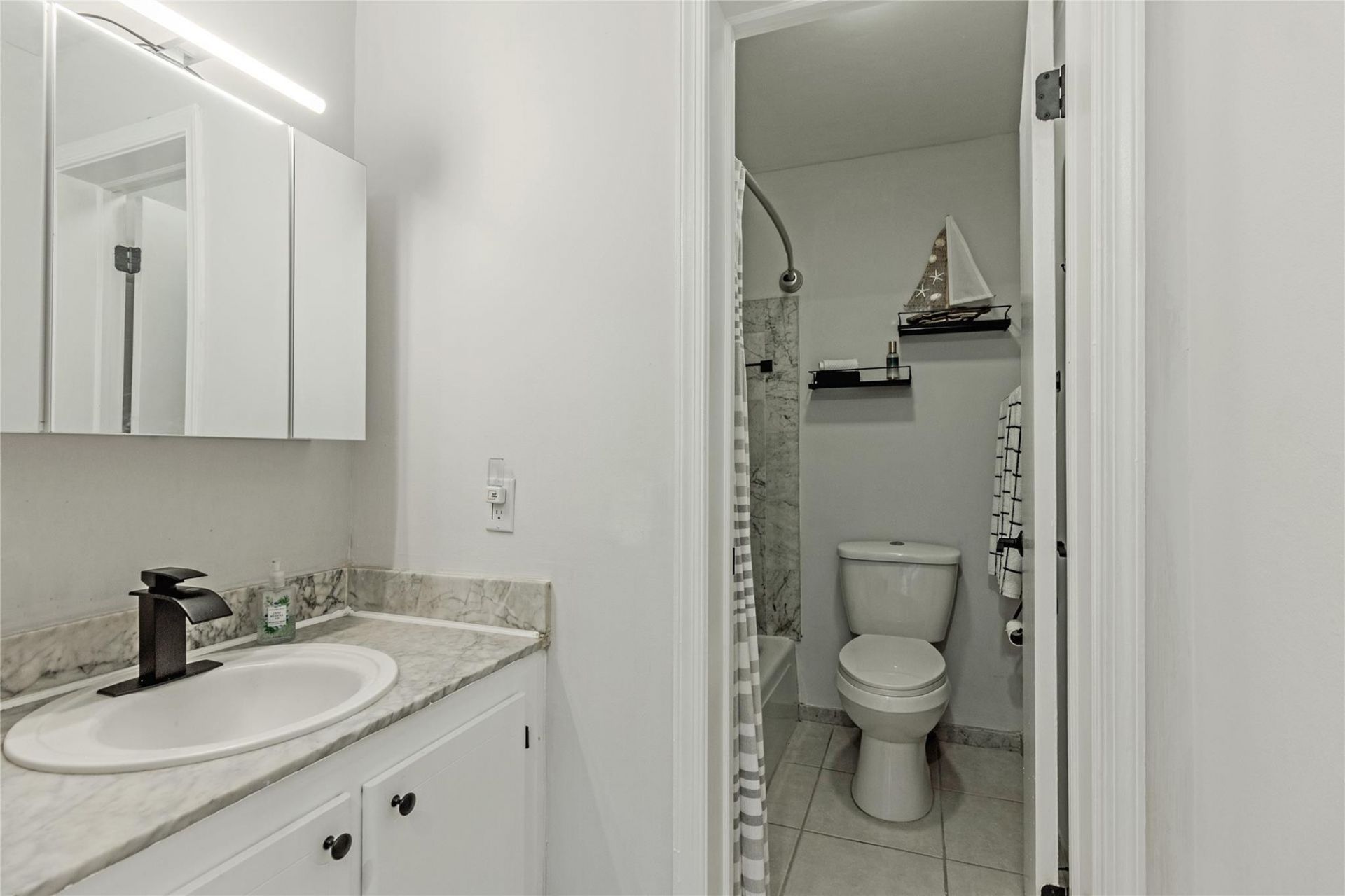 6521 Bay Club Drive, Unit 1, Fort Lauderdale, FL 33308 Photo