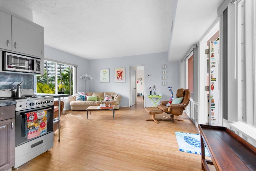 525 Antioch Avenue, Fort Lauderdale, FL 33304 Photo