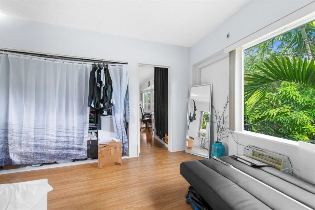 525 Antioch Avenue, Fort Lauderdale, FL 33304 Photo