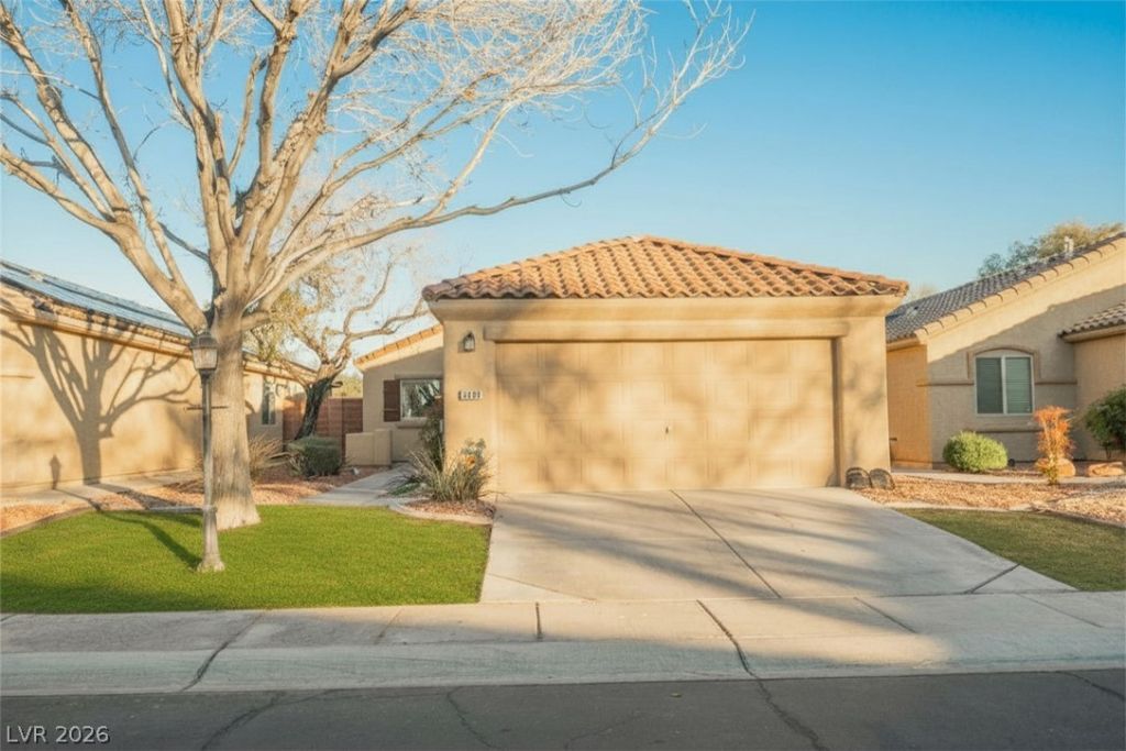 3490 Old Course Street, Las Vegas, NV 89122 Main Photo