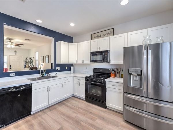 5425 Nickel Creek Trail, Las Vegas, NV 89122