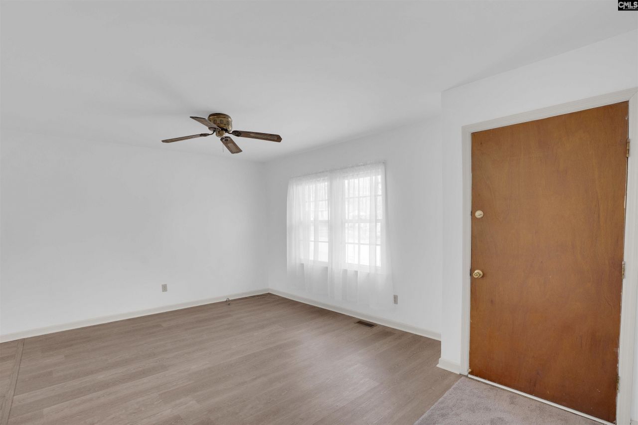 324 Gatlin Drive Photo 6