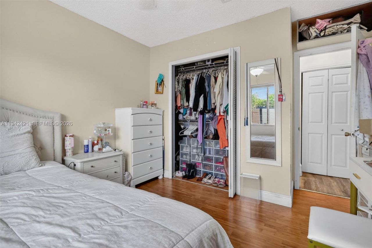 18752 NW 84th Pl, Unit 606-6, Hialeah, FL 33015 Photo