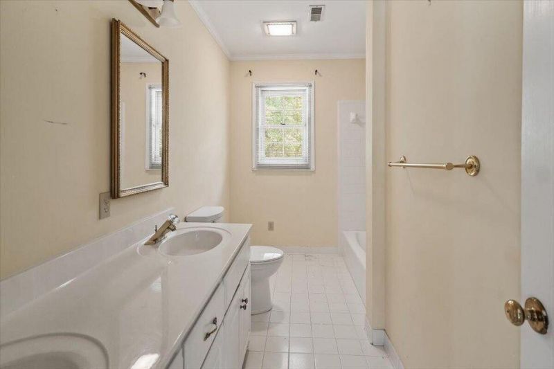 117 Drayton Drive Photo 12