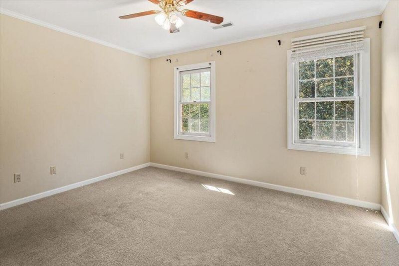 117 Drayton Drive Photo 13