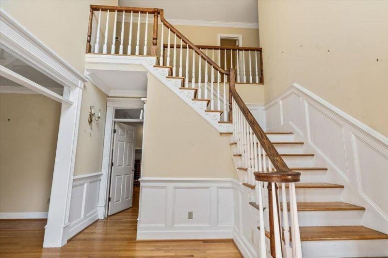 117 Drayton Drive Photo 6