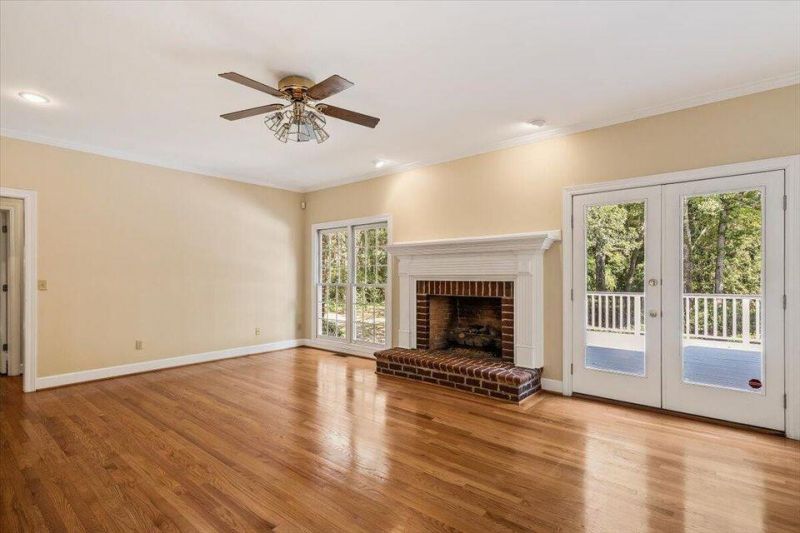 117 Drayton Drive Photo 7