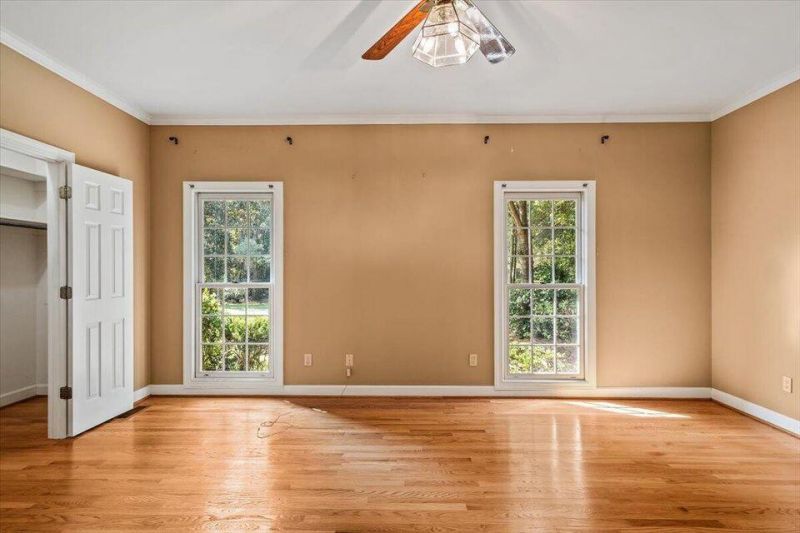 117 Drayton Drive Photo 8