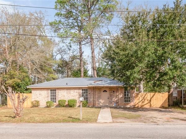 3318 Vestavia Street, Mobile, AL 36612