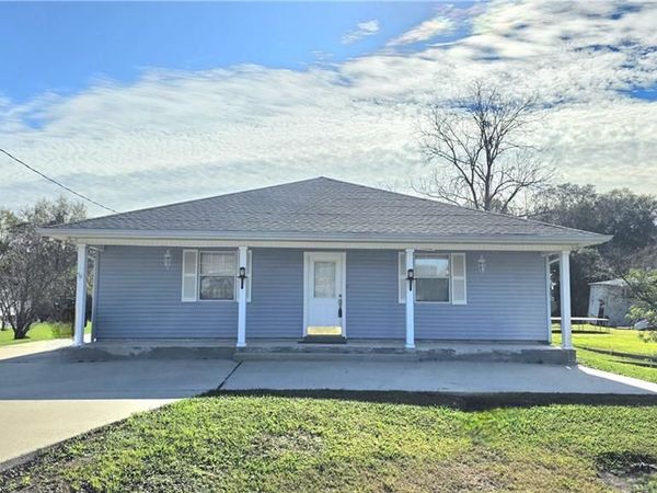 150 FOREST Drive, Belle Chasse, LA 70037