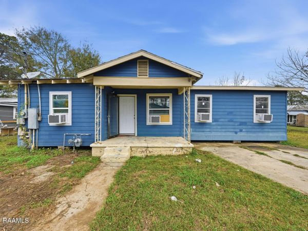 140 Ambroise Street, Lafayette, LA 70501