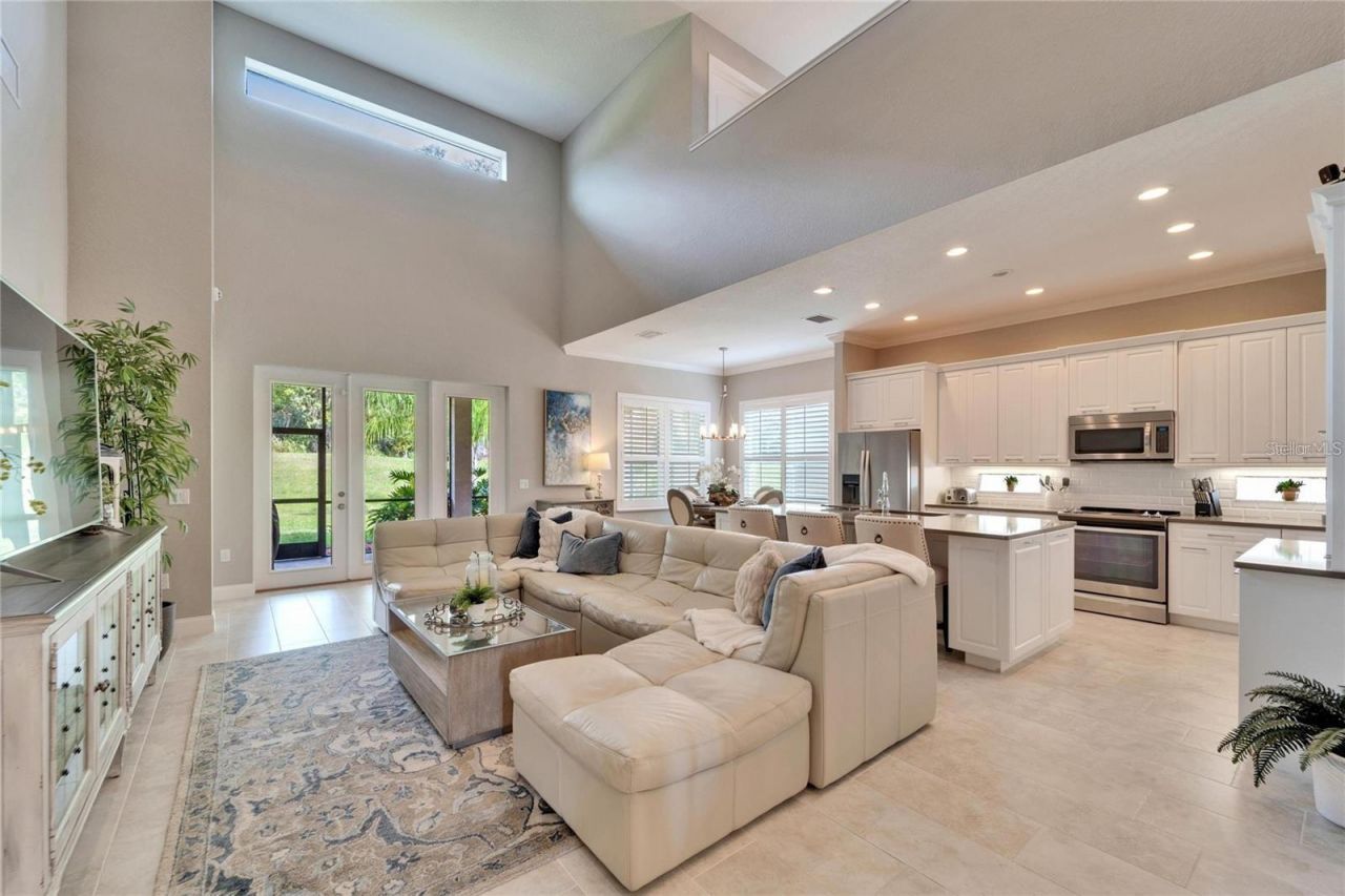 1711 Laurel Glen Place, Lakeland, FL 33803 Photo