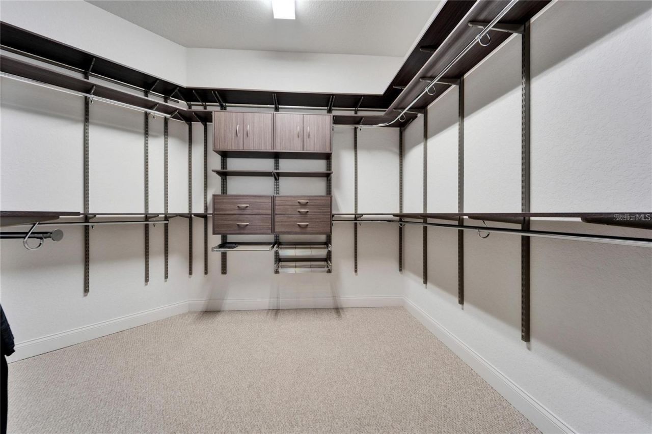 1711 Laurel Glen Place, Lakeland, FL 33803 Photo