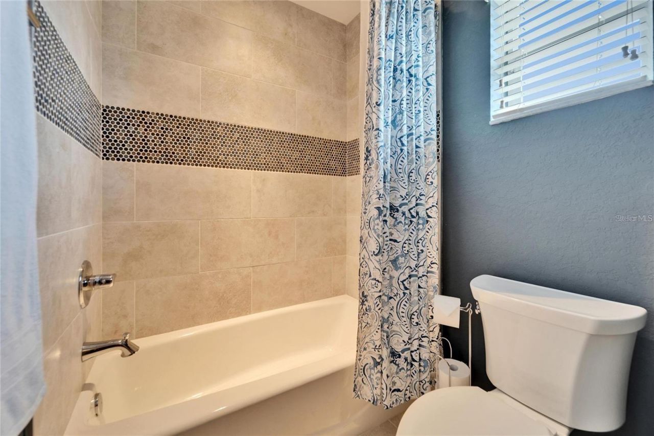 1711 Laurel Glen Place, Lakeland, FL 33803 Photo