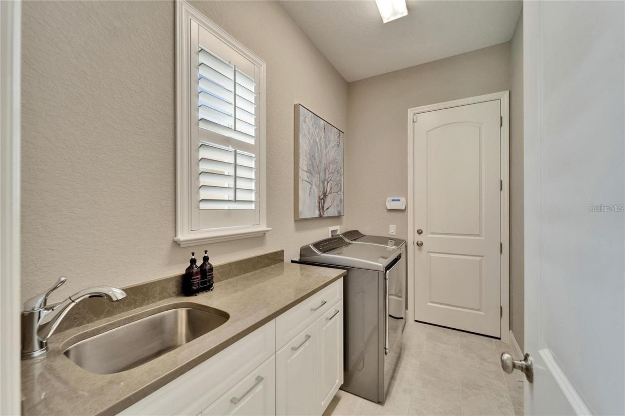 1711 Laurel Glen Place, Lakeland, FL 33803 Photo