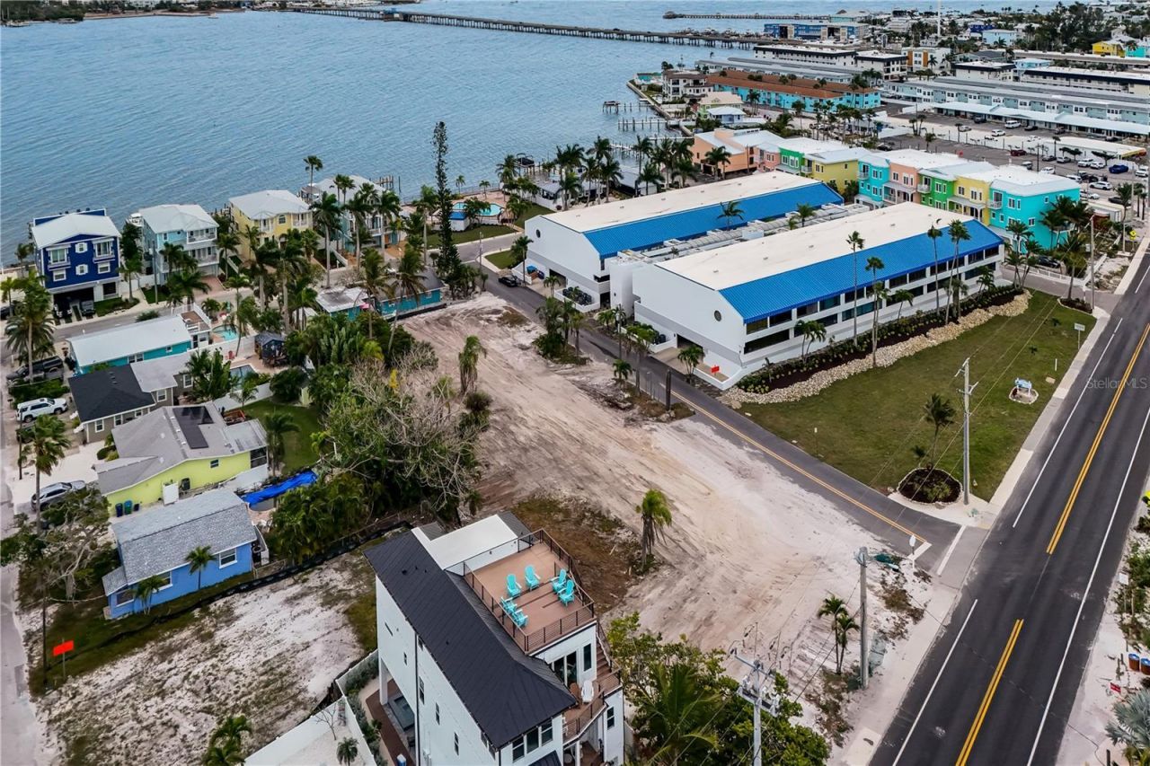 1101 Gulf Drive N, Bradenton Beach, FL 34217 Photo