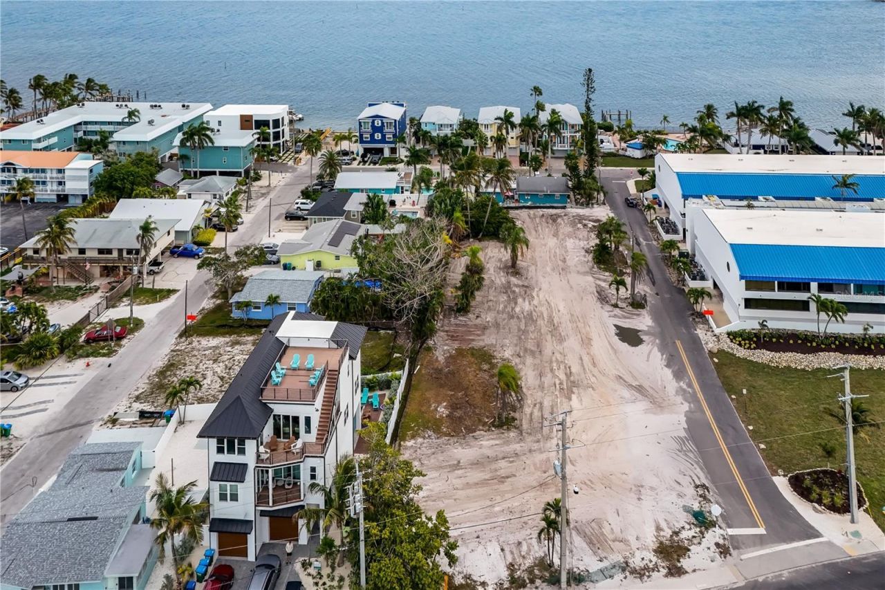 1101 Gulf Drive N, Bradenton Beach, FL 34217 Photo