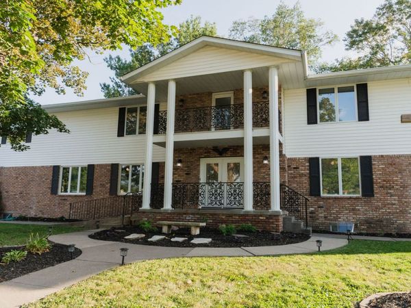 807 3rd Street, Durant, IA 52747