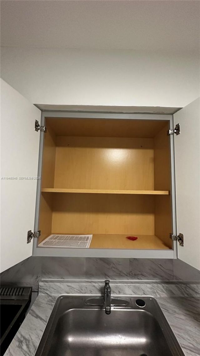 732 Moffett St, Unit 3, Hallandale Beach, FL 33009 Photo