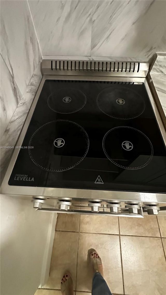 732 Moffett St, Unit 3, Hallandale Beach, FL 33009 Photo