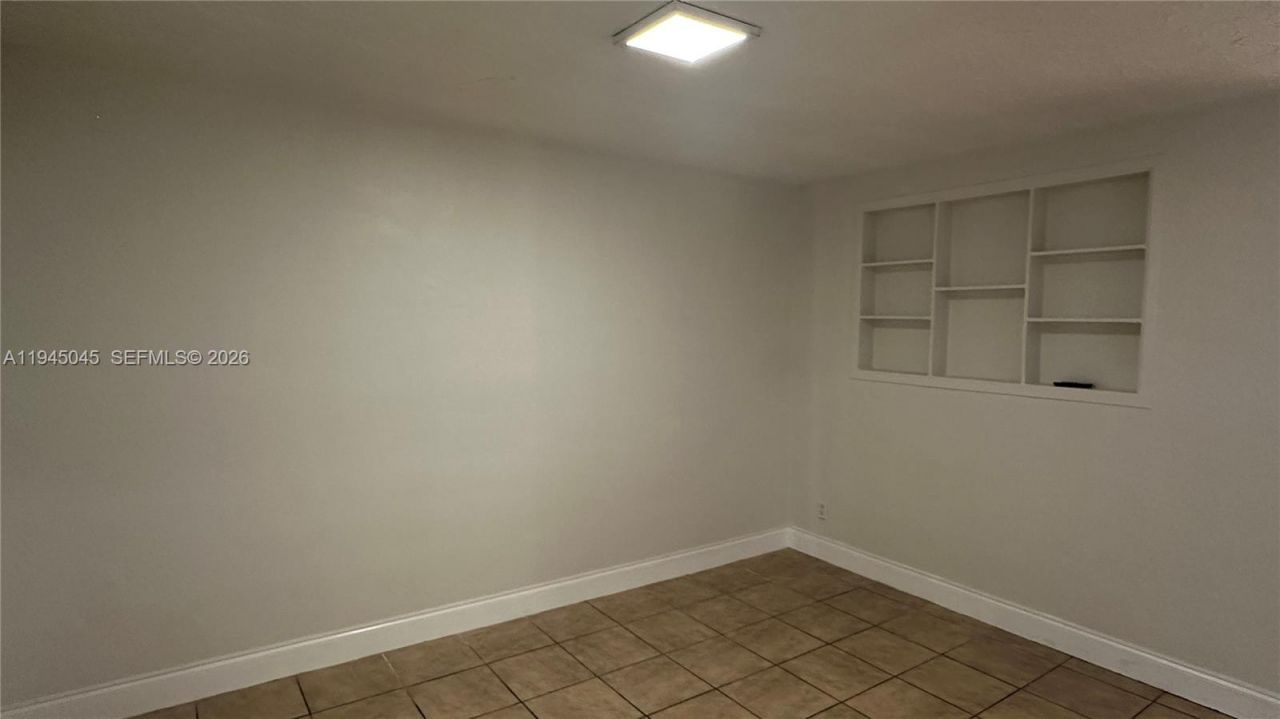 732 Moffett St, Unit 3, Hallandale Beach, FL 33009 Photo