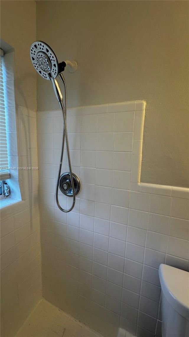 732 Moffett St, Unit 3, Hallandale Beach, FL 33009 Photo