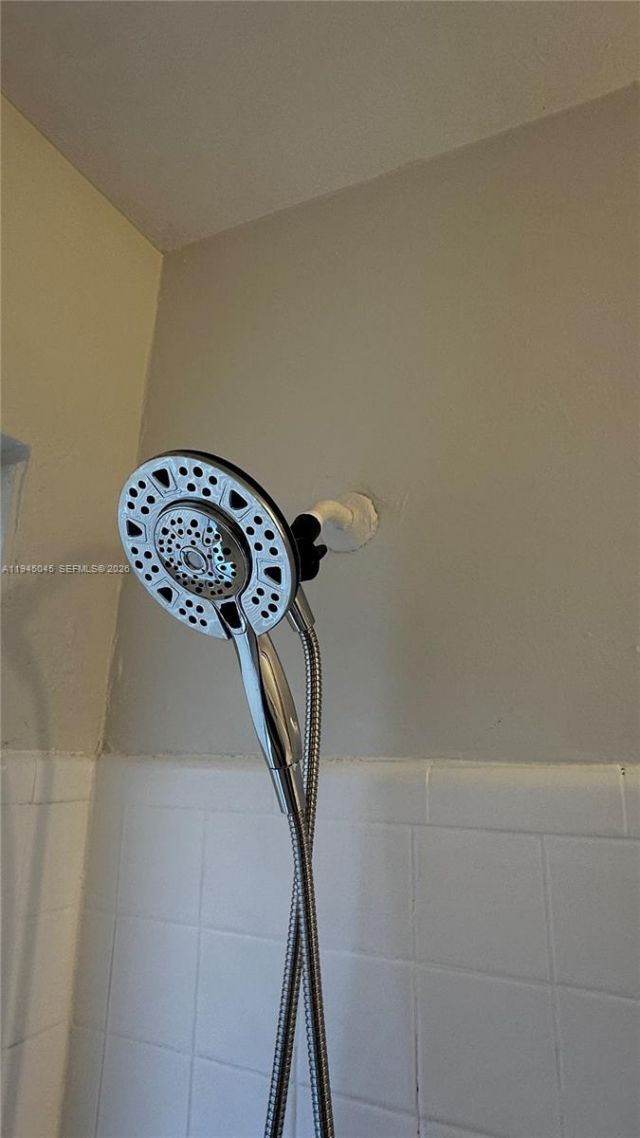 732 Moffett St, Unit 3, Hallandale Beach, FL 33009 Photo